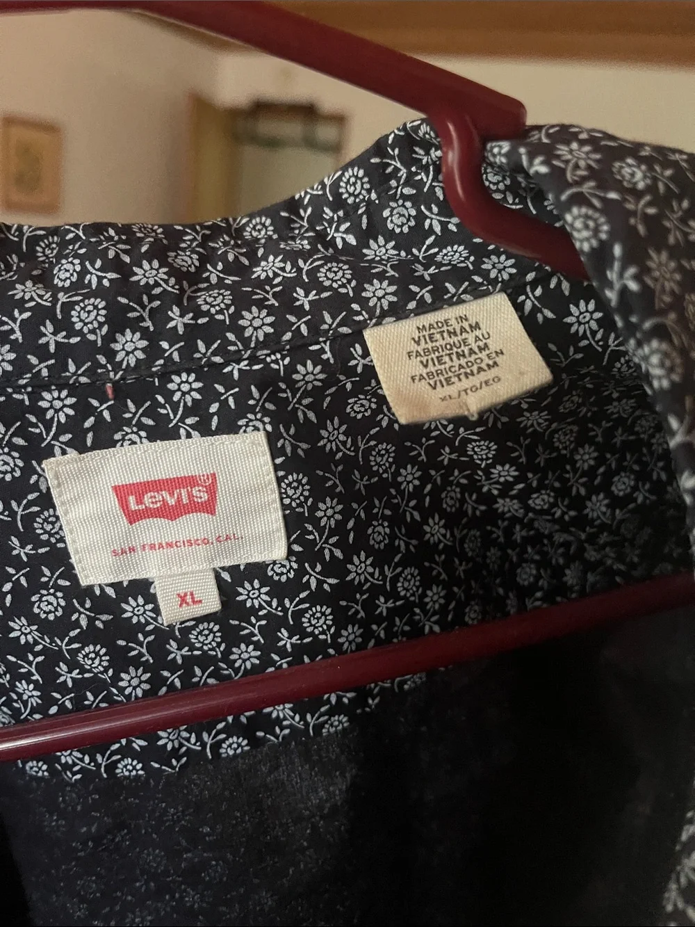 Levis classic button